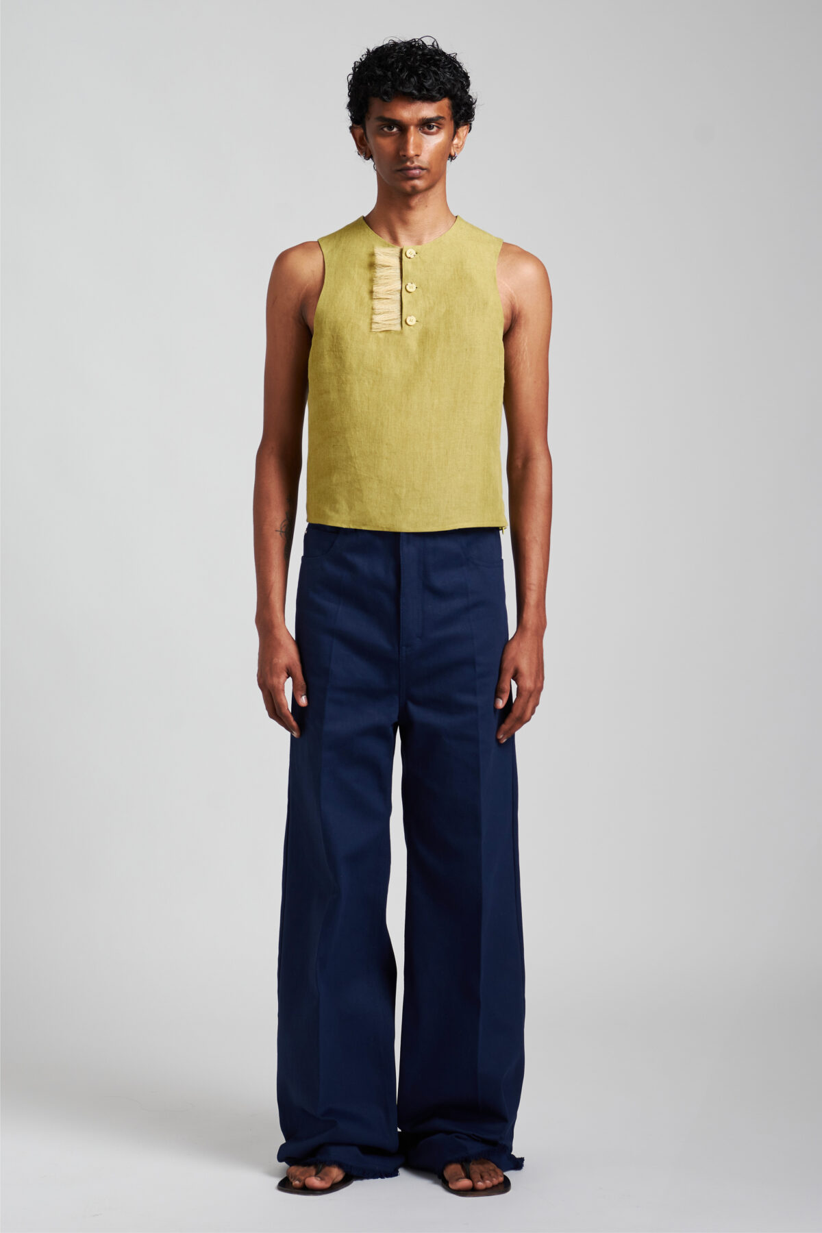 HANDWOVEN LINEN POLO SHIRT